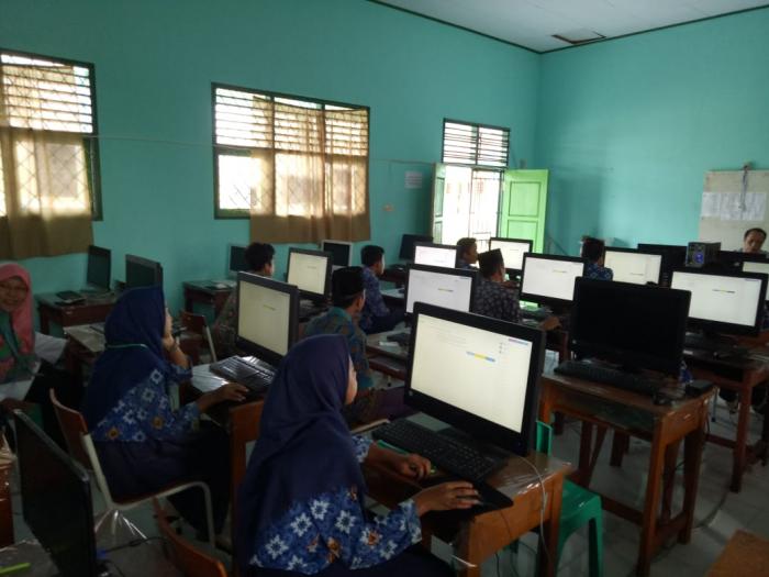 37 SISWA MTsN 3 TEBO IKUT USBN BK